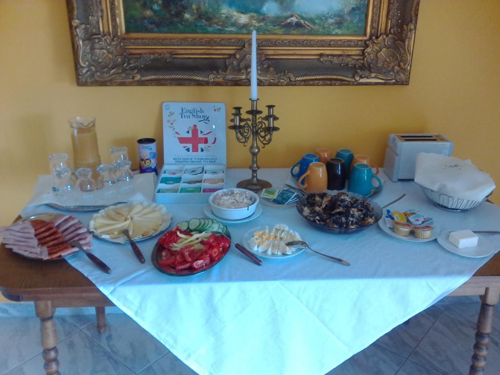 Bed and Breakfast Kristaly Apartman Хевиз Экстерьер фото