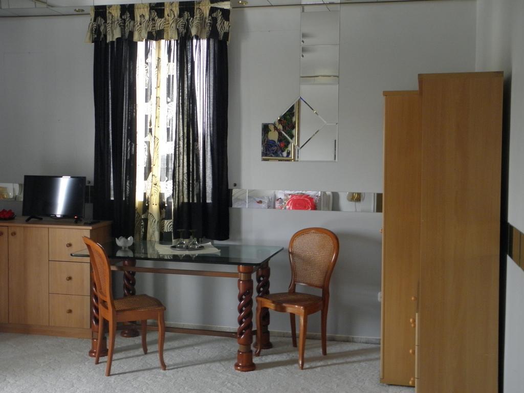 Bed and Breakfast Kristaly Apartman Хевиз Экстерьер фото