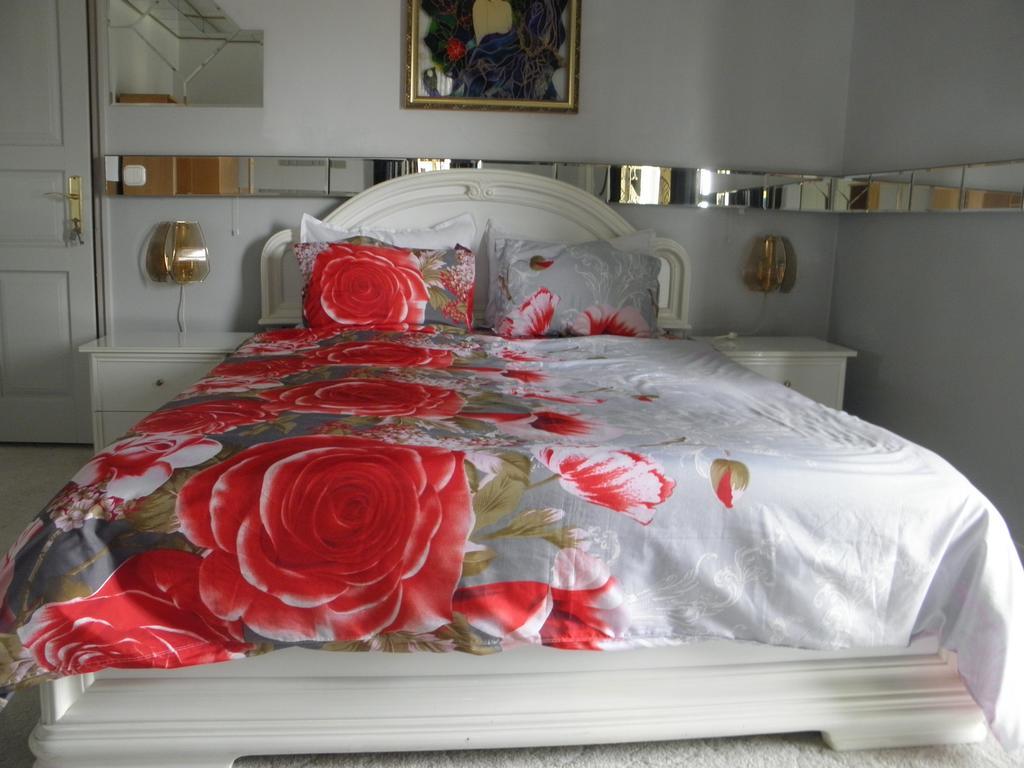 Bed and Breakfast Kristaly Apartman Хевиз Экстерьер фото
